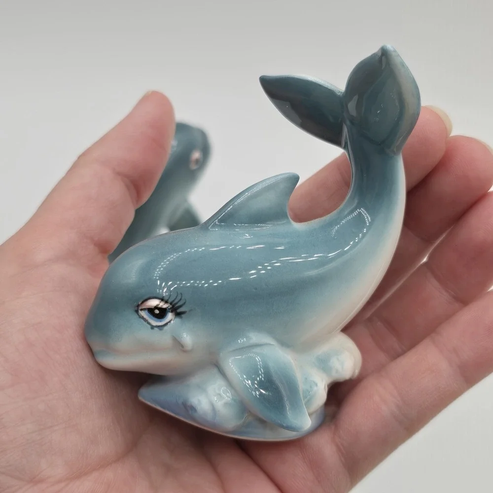 Vintage Whale Salt and Pepper Shakers 1950s/1960s Japan Kitschy Anthropomorphic